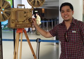 UPOU nursing student Valdimir Milaor's video on secure online shopping wins award.