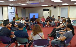 Asst. Prof. Al Francis D. Librero engages the participants in a free-flowing discussion about their concerns in BAMS