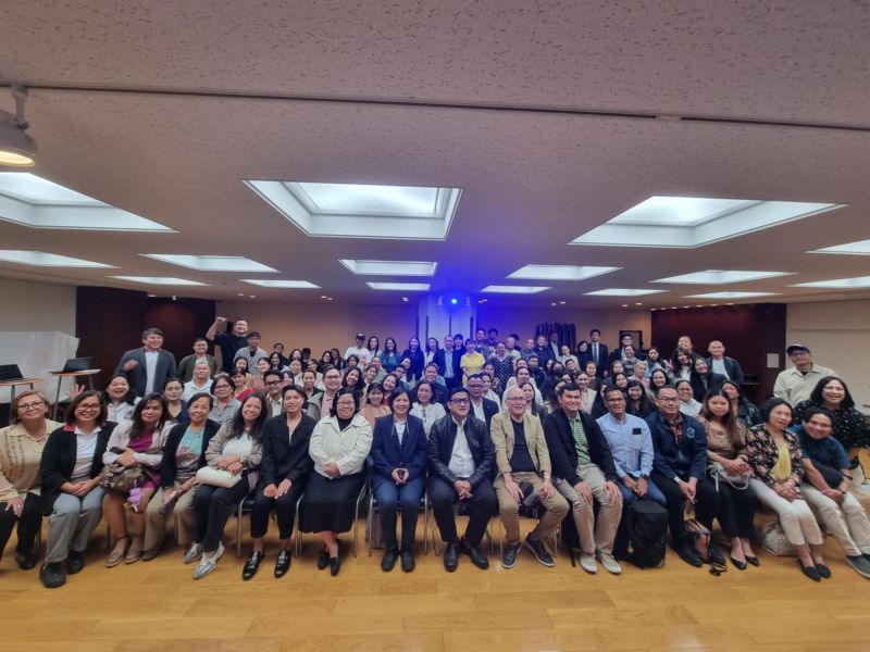 OFWs at the UP VINTA Learning Caravan in Tokyo, Japan with UP and UPOU officials