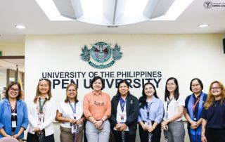 UPOU Chancellor Joane V. Serrano (fourth from left) and UPOU FMDS Dean Finaflor Taylan (leftmost), along with representatives from DSWD Capability Building and Knowledge Management Divisions and UPOU staff members.