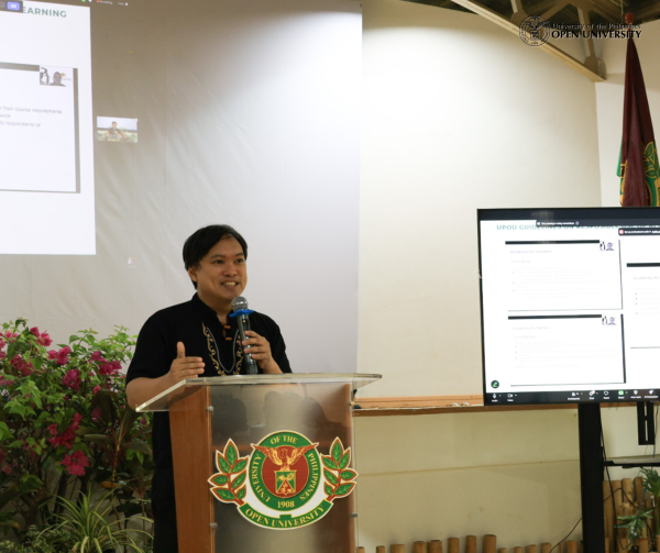 Asst. Prof. Leo Mendel Rosario provided a summary of the first two UPOU Roundtable Discussions Series on AI.