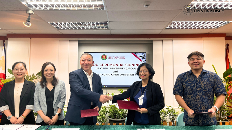 MOU signing between UPOU and SOU Principal Signatories