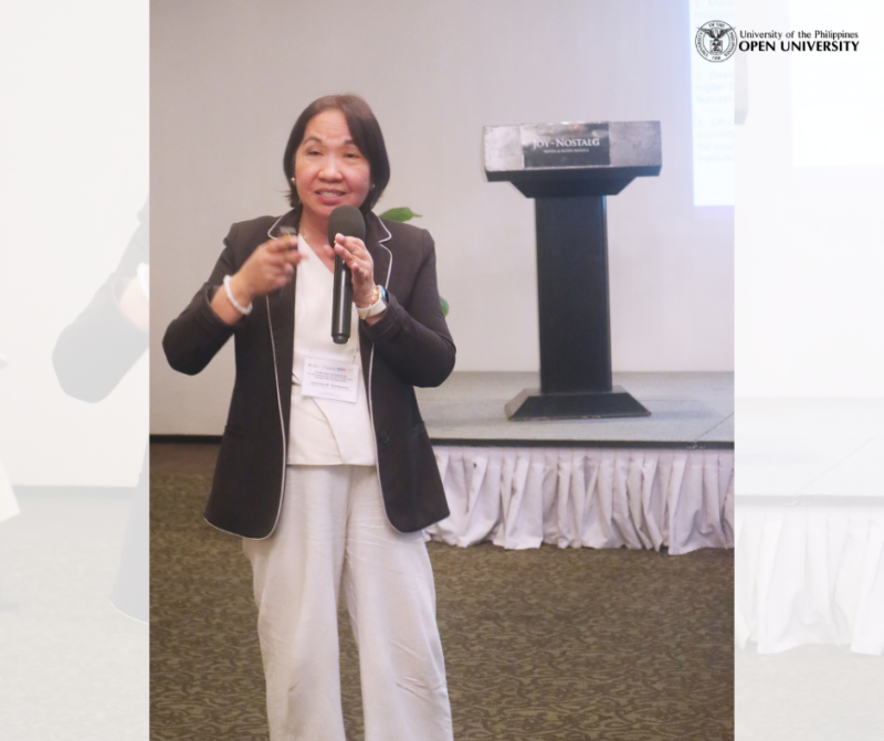 Dr. Melinda Bandalaria discusses UPOU’s Microcredentialing Program at the Roundtable Discussion on Microcredentials in Southeast Asia