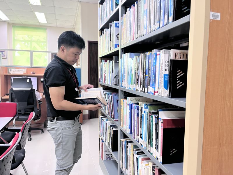 Mr. Joel Ocier at the UPOU Library