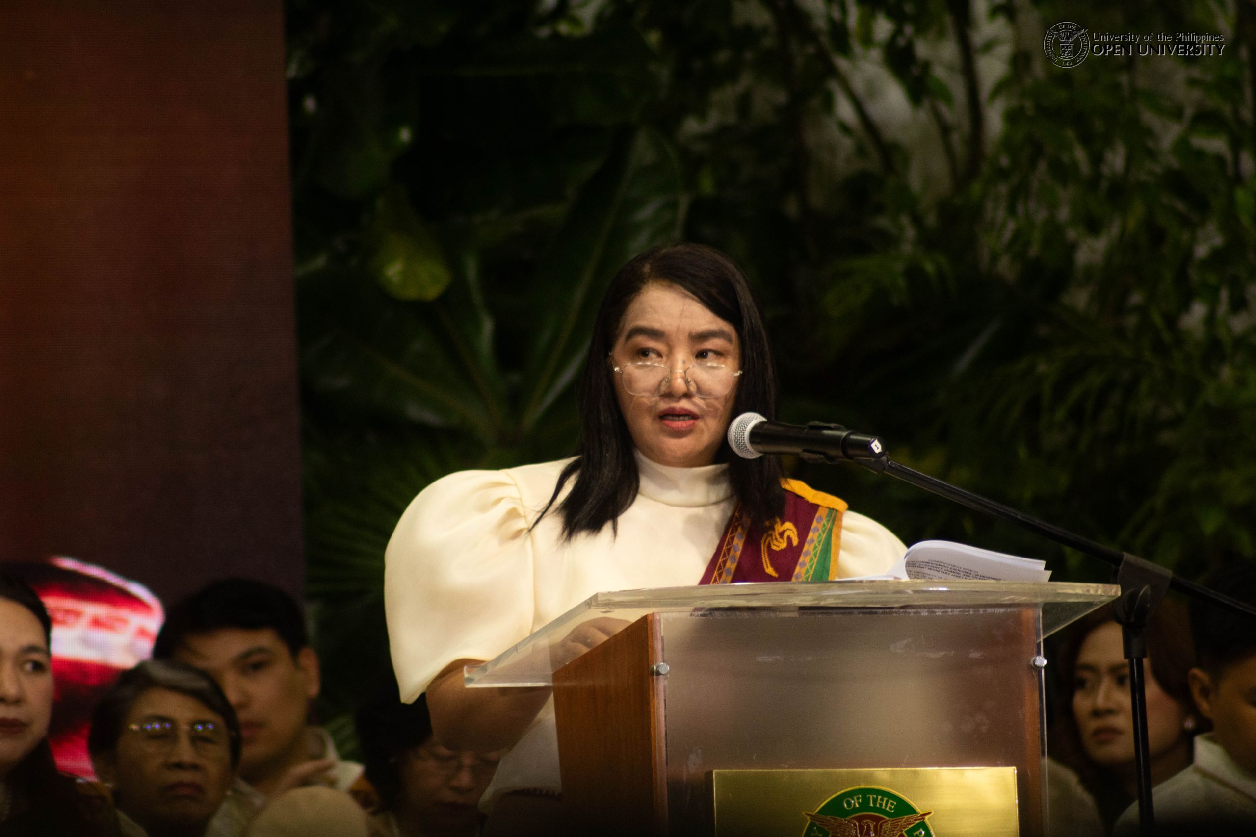 DSWD Assistant Secretary Janet P. Armas, delivers the message as the Commencement Speaker for the 29th UPOU Commencement Exercises.