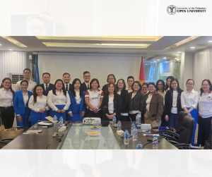 UPOU with OFWs in Hanoi