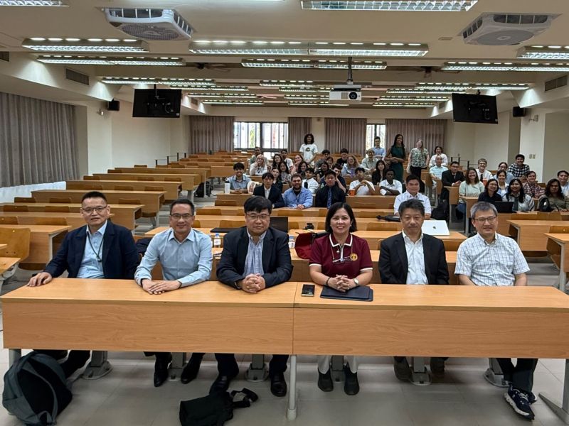 From Left: Kaohsiung Medical University (KMU) Professor Yong-Chao Su, PEZA consultant Glenn Quiro, Chairman Shawn Lin of the Global Semiconductor Talent Accelerator, UPOU Chancellor Joane Serrano, KMU VP of the Office of Global Affairs Dr. Chia-Lin Kai, and Benzene Co., Ltd. representative Mr. Brian Lin