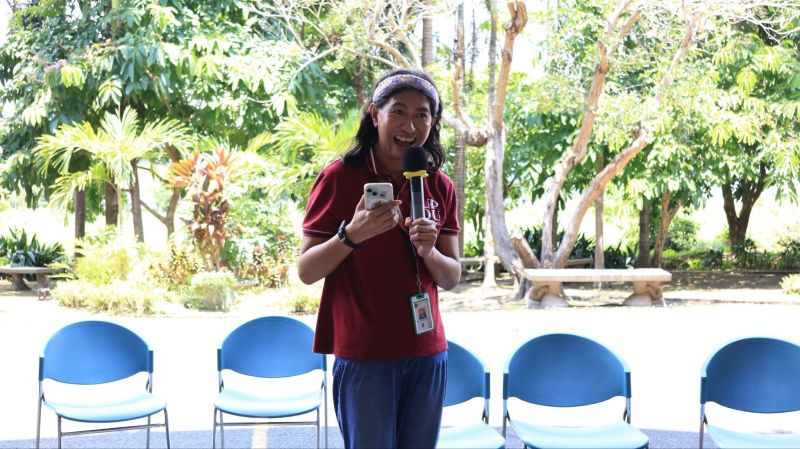 Asst. Prof. Roda Tajon delivers the closing remarks on behalf of Asst. Prof. Shari Eunice San Pablo, Program Development Associate for Culture and Arts.