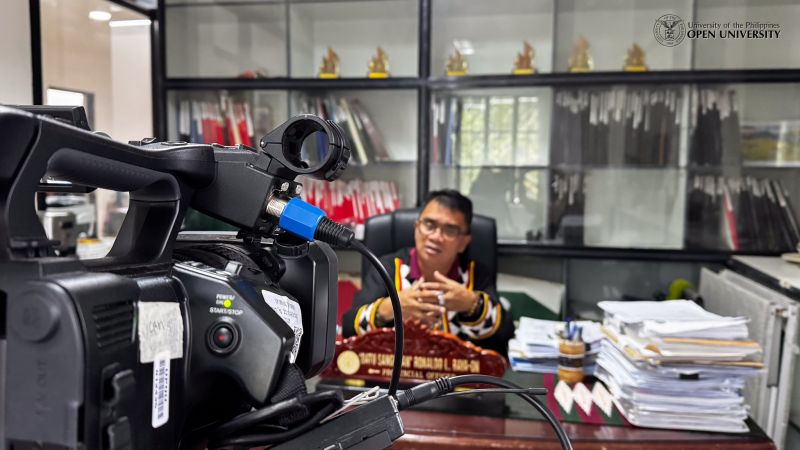The CODTL-EMP team interviews NCIP Bukidnon Provincial Officer Datu Sangkuan Ronaldo L. Baya-on.