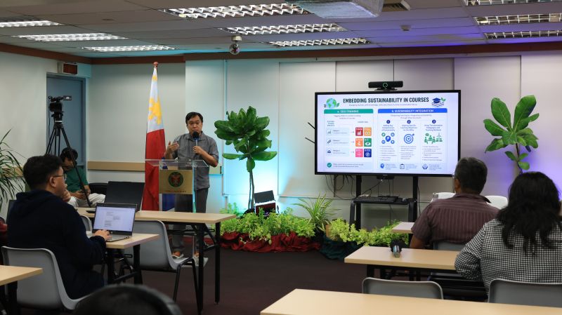 Asst. Prof. Rosario presents “Curricular Mapping of UPOU General Education Courses for Sustainability Competency Integration”