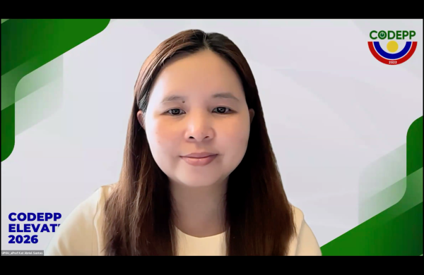 Asst. Prof. Katrina Joy M. Abriol-Santos facilitates the open forum on AI and Interactive Tools